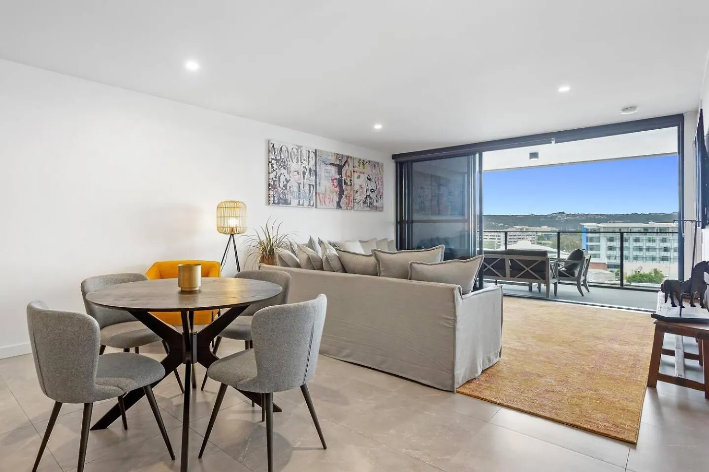 Avalon Resort Maroochydore 0*,